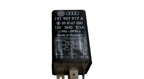 Volkswagen Transporter - Caravelle T4 Other relay 191957917A 898167000