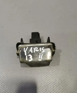 Toyota Yaris Number plate light