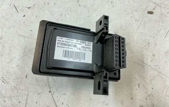 Ford Edge II Gateway control module LT4T14F642BA