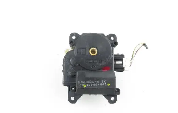 Mazda 3 I Air flap motor/actuator 8610000990