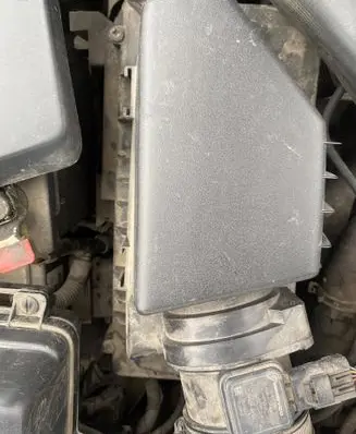 Peugeot 407 Air filter box