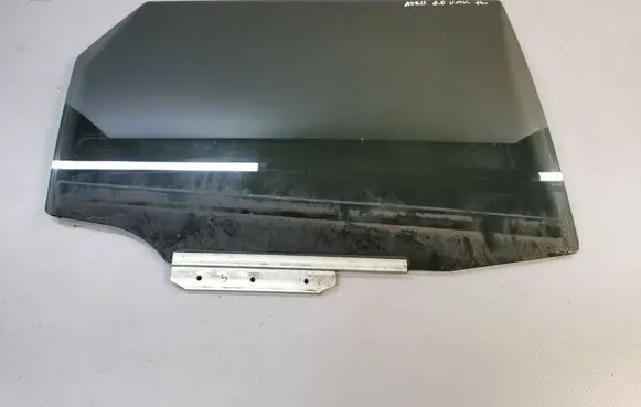 Toyota Auris E180 Rear door window glass 43R001595