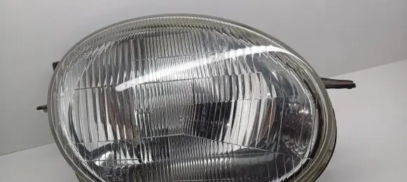 Toyota Corolla E110 Headlight/headlamp 10076587
