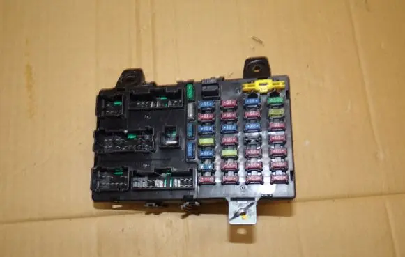 Hyundai Getz Fuse module 911981C000
