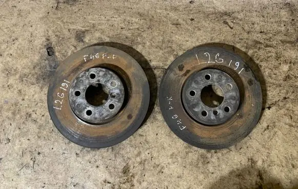 BMW 2 F46 Front brake disc