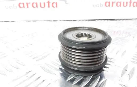 Volkswagen Bora Alternator pulley F2276284 61M0929