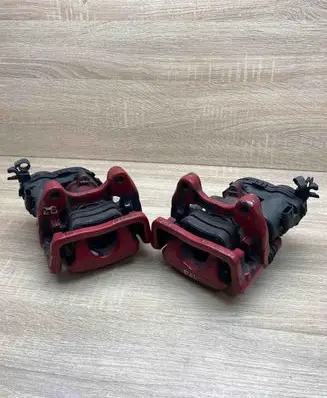 Mercedes-Benz CLA C117 X117 W117 Rear brake caliper A2464232098 A2464231998 41943B