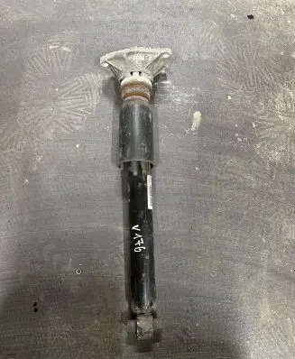 BMW 2 F22 F23 Rear shock absorber/damper 6863752