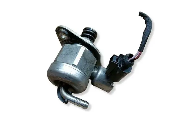 Skoda Kodiaq Fuel injection high pressure pump 04E127025D