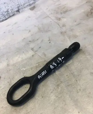 Audi Q3 F3 Towing hook eye 8k0805615a