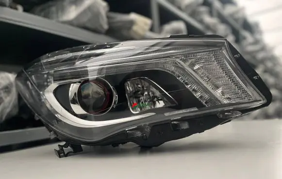 Mercedes-Benz CLA C117 X117 W117 Headlight/headlamp A1178205961