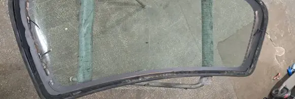 Jaguar XJ X350 Rear windscreen/windshield window 2W9318K891CB