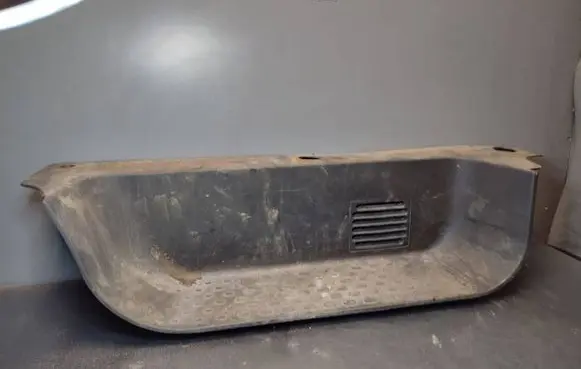 Opel Vivaro Front sill trim cover 93868844