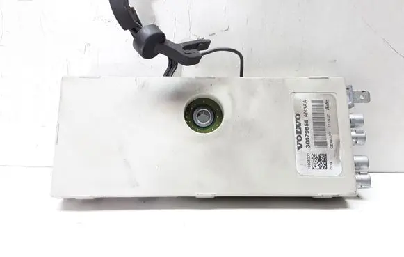 Volvo XC70 Antenna control unit 30679658