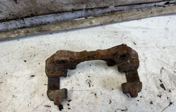 Opel Zafira A Front brake pad spring