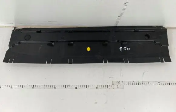 Volkswagen Touareg III Intercooler air channel guide 760121763ab