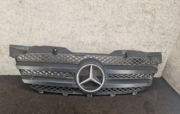 Mercedes-Benz Sprinter W906 Front bumper upper radiator grill A9068800385
