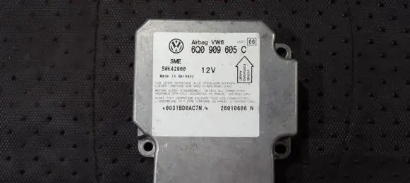 Volkswagen PASSAT B5 Airbag control unit/module 6q0909605c 5wk42900