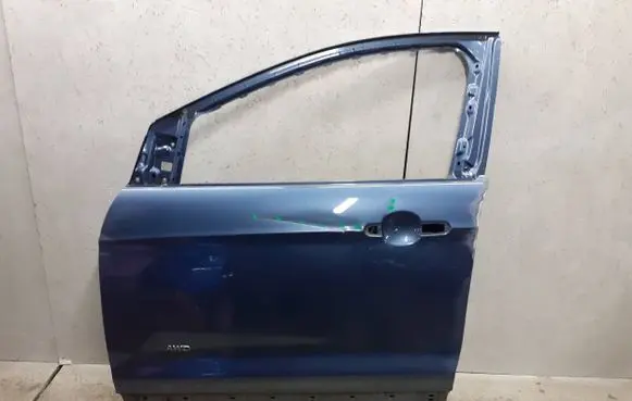 Ford Kuga II Front door