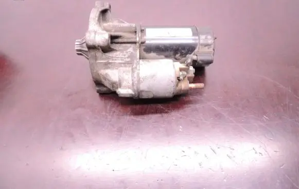 Citroen Xsara Starter motor D6RA661 D236
