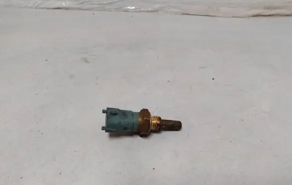 Coolant temperature sensor