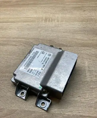 Volkswagen PASSAT B6 Hand brake control module 3C0907801B 15658301B