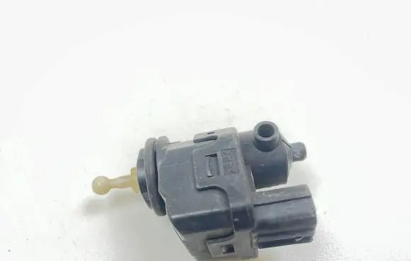 Headlight level adjustment motor
