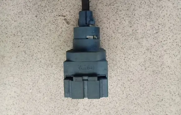 Seat Ibiza IV (6J,6P) Brake pedal sensor switch 6Q0927189