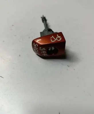 Suzuki SX4 Front door lock (next to the handle) 
