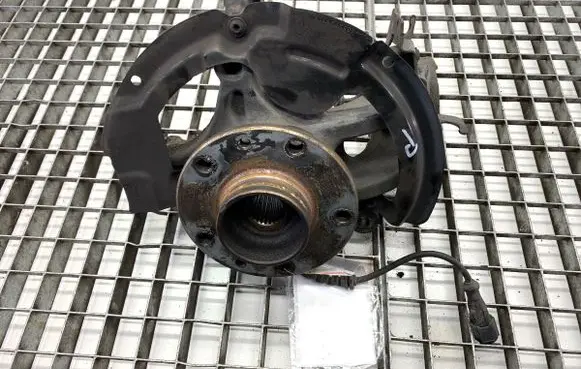 Renault Megane IV Front wheel hub spindle knuckle