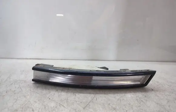 Front indicator light