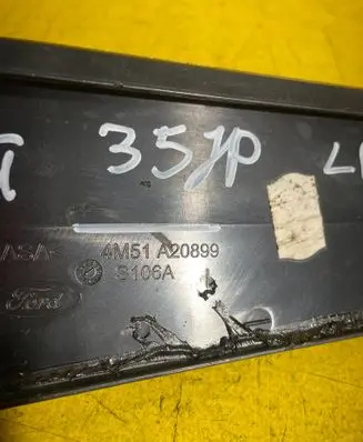 Ford Focus Dashboard glove box trim 4M51A20899