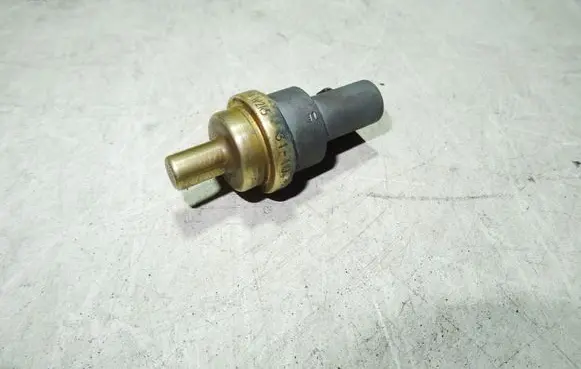 Volkswagen PASSAT B7 Coolant temperature sensor 06A919501A