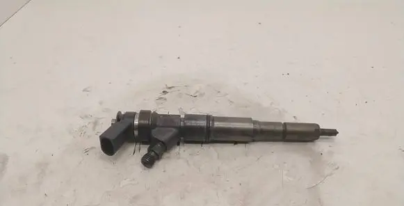 Fuel injector