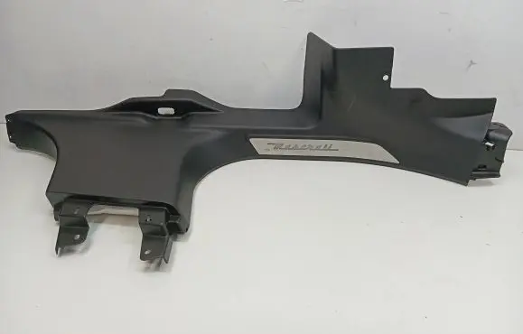 Maserati Levante Rear sill trim cover 670040378