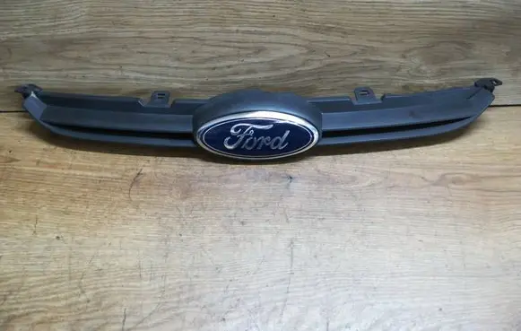Ford Fiesta Front grill 8A618200B