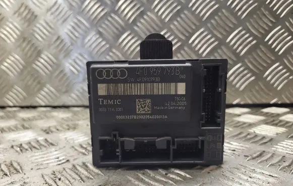 Audi A6 S6 C6 4F Door control unit/module 4F0959793B