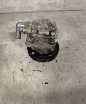 Volvo S80 Power steering pump RV0000067