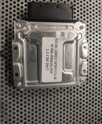 Mercedes-Benz Sprinter W906 Reducing agents exhaust control unit A0009002308 0281032176 A0009019603