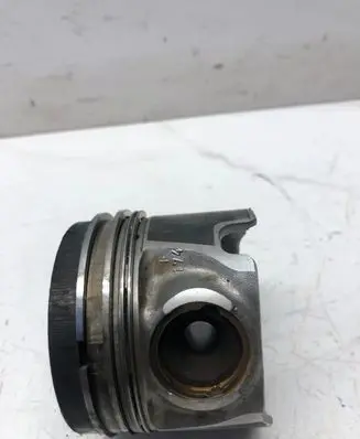 Volkswagen Crafter Piston 04181L126