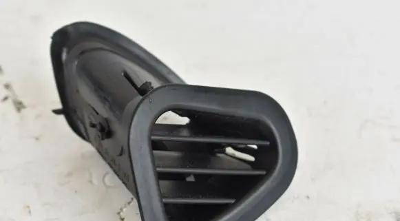 Mercedes-Benz ML W164 Dashboard side air vent grill/cover trim 1648301454