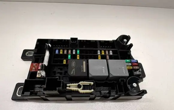 Jaguar E-Pace Fuse module J9C314N030AC