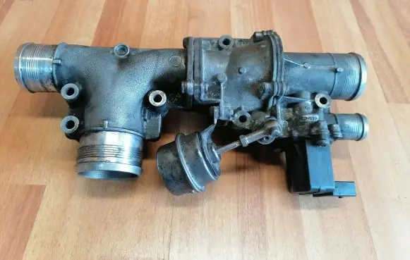 Jaguar XF X250 Electric throttle body valve 1045175S01 70220704 9X2Q6C860DB