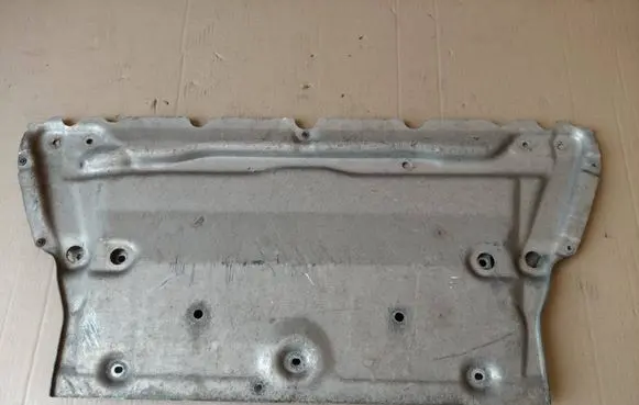 Audi S5 F5 Engine splash shield/under tray 8W7825235B