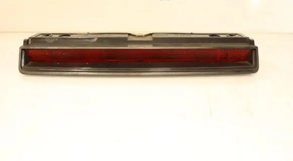 Volkswagen Fox Third/center stoplight