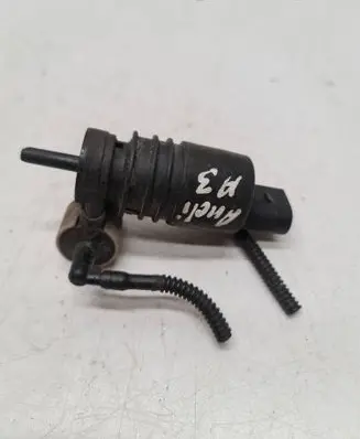 Audi A3 S3 8L Windscreen/windshield washer pump