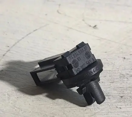 Volkswagen PASSAT B5.5 Interior temperature sensor 1H0907543A 740245903F