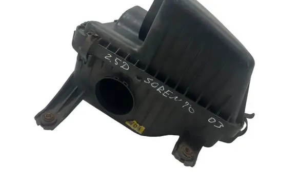 KIA Sorento Air filter box 281103E200