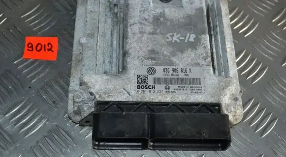 Skoda Octavia Mk2 (1Z) Engine control unit/module 03G906016K 0281012237
