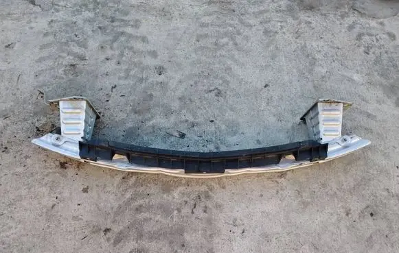 Opel Vectra C Front bumper cross member CH8696 28603